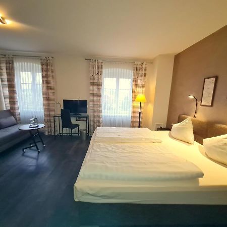Hotel Am Schloss Alzey Extérieur photo