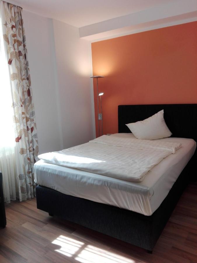 Hotel Am Schloss Alzey Extérieur photo