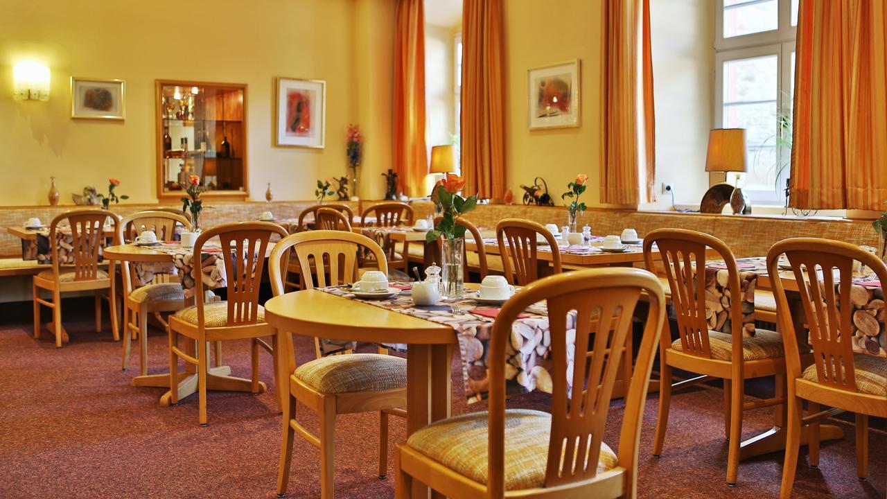 Hotel Am Schloss Alzey Extérieur photo